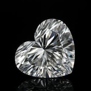 เพชรหลวมทรงหัวใจ 8 กะรัต ได้รับการรับรองจาก IGI ผลิตด้วยวิธี CVD HPHT สี F ความสะอาด VVS2-VS2 ผลิตในอินเดีย สำหรับทำเครื่องประดับ ขายส่ง - Product Image 3