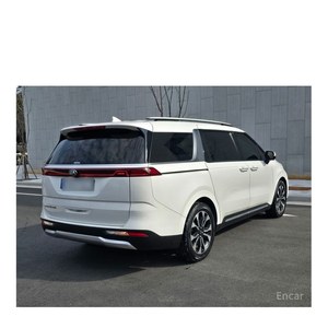 Kia Carnival 2020, 9 Plazas, Versión Signature, 76,279 km, Diésel, Automático, Emisión Euro V, Volante a la Izquierda, Cámara Trasera - Product Image 4