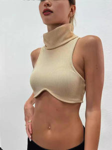 เสื้อกล้ามครอปท็อปผู้หญิงคุณภาพพรีเมียม เนื้อผ้าริบ ระบายอากาศได้ดี ยืดหยุ่น แห้งเร็ว รับสกรีนโลโก้และออกแบบชุดโยคะตามสั่ง - Product Image 5