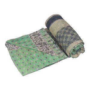Couvre-lit réversible en coton 100% lavable, style ethnique bohème, imprimé à la main en Inde, style Kantha - Product Image 1