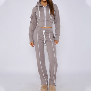 Ensemble de survêtement gris pour femme, coupe courte, à manches longues, avec capuche et fermeture éclair, décontracté, coupe ample, couleur unie, pantalon cargo d'automne avec poches latérales - Product Image 1