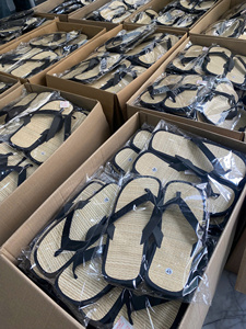 LOS MÁS VENDIDOS: Pantuflas Casuales Ecológicas de Lino con Suela de PVC Disponibles al por Mayor - Product Image 5