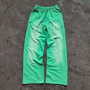 Pantalon de survêtement streetwear personnalisé pour homme, en molleton de coton épais, délavé à l'acide, coupe oversize et jambe large - Product Image 3