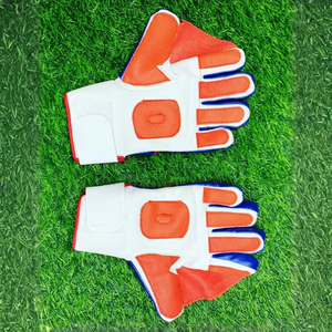 Gants de gardien de but de cricket en cuir de qualité supérieure, cousus à la main, sélection de qualité supérieure, gants de gardien de but de la meilleure qualité - Product Image 1