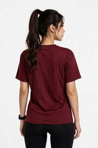 เสื้อยืดแขนสั้นคอกลมสีแดงเลือดหมูสำหรับผู้หญิง ONETEN เนื้อผ้าเจอร์ซีย์ระบายอากาศได้ดี สวมใส่สบาย เหมาะสำหรับเล่นกีฬาและใส่ลำลองในฤดูร้อน - Product Image 2