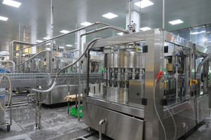 Bocal en verre de 100g Pure Arabica Vinut Café instantané en grains lyophilisé Bouteille d'emballage certifiée halal Fournisseur direct du Vietnam - Product Image 3