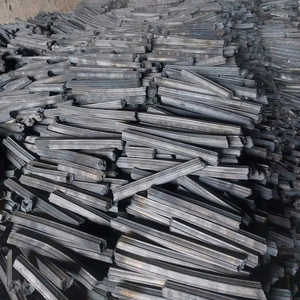 <b>Smokeless</b> Black Charcoal Briquette High Heat Long Burning Low Ash Wholesale Vietnam Factory Sustainable fuel Hardwood briquette - Product Image 6