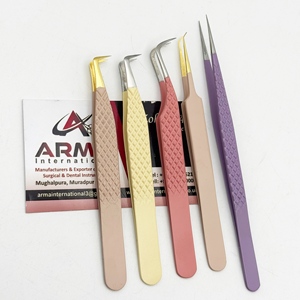 Pince à cils personnalisée en acier inoxydable durable, à 90 degrés, pour extensions de cils volume, pointe fine avec logo - Product Image 2