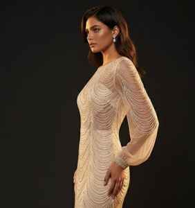 ชุดมินิเดรสประดับลูกปัดหรูหราสำหรับงานเลี้ยงตอนเย็นและงานค็อกเทล ขายส่งชุดมินิเดรสประดับลูกปัดสีทอง - Product Image 1