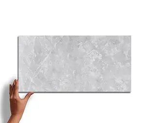 印度灰色室内300x600亚光光泽浴室厨房亚光饰面大理石墙面瓷砖，用于商业项目