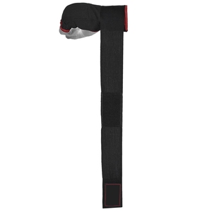 Guantes de boxeo y protectores de manos negros con ribete rojo selvagio - Product Image 2