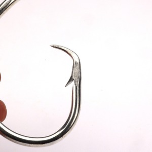 [Yooseung Industrial] Hameçon circulaire robuste en acier inoxydable forgé, à pointe décalée et barbelée, pour la pêche au thon en eau salée - Product Image 2