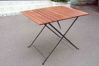 Ensemble moderne de meubles de jardin commerciaux de luxe pour l'extérieur Tables basses pliables en bois à ossature métallique, du fournisseur en gros du Vietnam