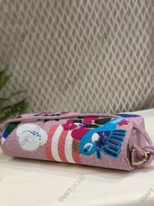 Bolso de Hombro Tipo Clutch con Cuentas Rosas, Estilo Tropical, Fabricante OEM, Hecho a Mano, con Diseño de Palmera, para Resort, Venta al por Mayor, Exportación, Marca Privada, a Granel - Product Image 4