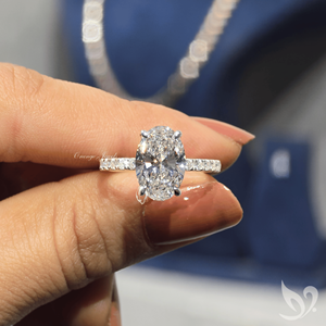 Anillo de Compromiso con Diamante Cultivado en Laboratorio de Corte Ovalado de 3CT, Certificado por IGI |   Anillo de Oro Sólido de 10k con Halo Oculto, Certificado por IGI - Product Image 4