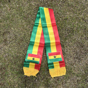Bufanda de fútbol para aficionados con construcción duradera, textura suave y colores vibrantes, adecuada para partidos y celebraciones. - Product Image 5