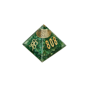 Pyramide en cristal vert, décoration en résine, ornement avec symbole doré, pour la maison, le bureau, cadeau - Product Image 1