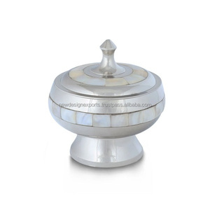 Incensario Étnico Indio de Latón con Incrustaciones de Madreperla, Artesanía - Product Image 2