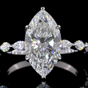 Anillo de compromiso de moissanita en forma de lágrima de 2 quilates con certificación IGI, piedra lateral marquesa y banda retorcida, chapado en oro de 18 quilates - Product Image 3