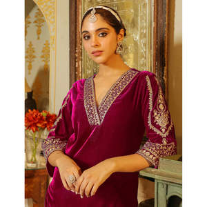 Ensemble de costumes de fête pour femmes avec cordon élégant haut et bas - Product Image 4