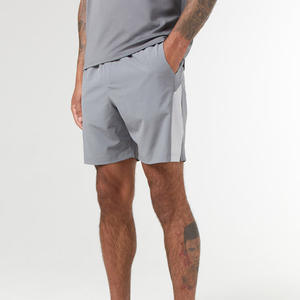 Ensemble T-shirt et short d'été imprimé pour homme de haute qualité, couleur personnalisée, design unique à taille élastique, col montant style Hip Hop - Unique - Product Image 4