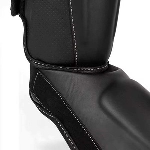 Protège-tibias de kickboxing OEM de haute qualité, en cuir de vachette véritable, pour entraînement professionnel MMA - Product Image 5