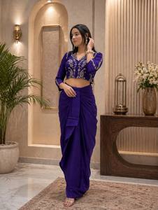 Ensemble coordonné dhoti élégant orné de paillettes pour soirées, tenues de mariage et occasions spéciales - Product Image 5