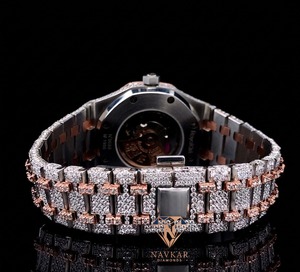 Montre de luxe la plus vendue en acier inoxydable sertie de pierres VVS Moissanite, cadran en verre, haute qualité, bijou hip-hop, cadeau - Product Image 2