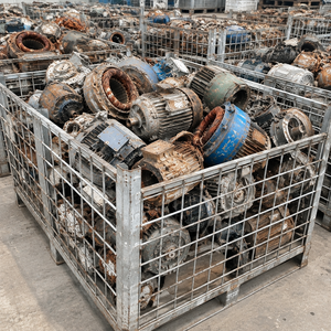 Expédition fiable de ferraille de moteurs électriques usagés avec composants de moteurs mixtes, prêts pour le recyclage en vrac, destinés aux acheteurs - Product Image 5