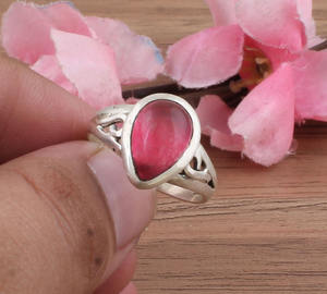 Anillo de Plata de Ley con Turquesa Natural en Engaste Clásico para Mujer, Regalo de Boda o Compromiso, Joyería Fina - Product Image 1