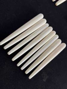 อุปกรณ์ทำต่างหูจากกระดูกควายทำมือ ขายส่ง เครื่องประดับชนเผ่าธรรมชาติ สไตล์โบโฮ ตะขอเกี่ยวหู - Product Image 2