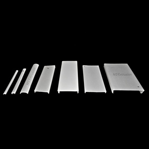 Profils d'abat-jour PMMA/PC Extrusions de diffuseur de lumière pour couvercles optiques durables LED pour l'éclairage industriel et commercial - Product Image 1