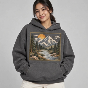 Sudaderas de moda para mujer diseñadas con bordados intrincados, materiales transpirables y costuras de calidad para el día a día. - Product Image 2