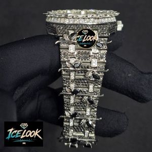 ICE LOOK นาฬิกาข้อมือผู้หญิงสีเงิน/สีเงินโทน 40 มม. หน้าปัดอะนาล็อก กลไกแบบกลไก คริสตัลแซฟไฟร์ 18 มม. แสดงวันที่ ฝังเพชร - Product Image 4