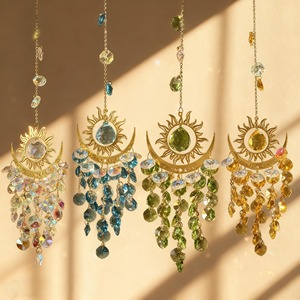 Attrape-soleil en cristal vert Soleil et Lune, décoration suspendue idéale pour fenêtre, balcon et aménagement esthétique de la maison, vente en gros depuis l'Inde - Product Image 6