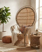 Chaise Paon en Rotin Naturel Faite à la Main, Mobilier Moderne et Élégant pour la Décoration de Salon de Villa, Décoration d'Événements et de Mariages