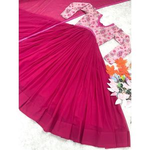 เสื้อคลุมผ้าจอร์เจียที่ได้รับความนิยมพิมพ์ลายมีสีชมพู - Product Image 4