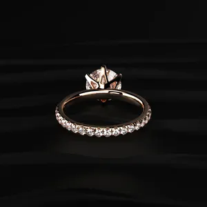 Bague de fiançailles pavée de diamants ronds de 0,5 ct, bijoux de mariée de luxe, bague de mariée étincelante, bague certifiée IGI, bague en diamant VVS-VS - Product Image 4
