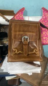 Bolsos Bandolera de Cuero con Aspecto Vintage, Hechos a Mano, Venta al Por Mayor OEM, Marca Privada, Exportación a Todo el Mundo - Product Image 5
