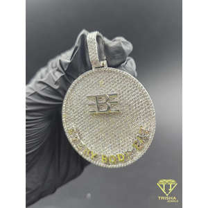 Colgante Redondo con Diamantes Iced Out EBE con Texto Personalizado, Colgante con Logotipo Personalizado, Colgante con Diamantes Completos, Joyería Hip Hop de Lujo - Product Image 4