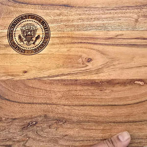 Elegante Tabla de Cortar de Madera de Acacia Ecológica, Tabla de Quesos Resistente, Diseño Personalizado, Empaque para Utensilios de Cocina - Product Image 1