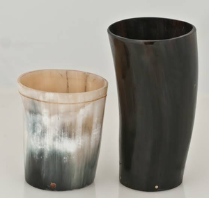 Fournisseur en gros de verres en corne de buffle, design vintage, réutilisables, cadeau pour adultes, pour les fêtes - Product Image 1