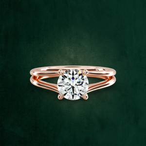 Bague Trilogie Vivienne en Or Massif 18K avec Pierre Précieuse Taillée Poire et Sertissage à Griffes Est-Ouest - Product Image 3