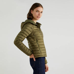 Veste matelassée légère et élégante pour femmes, design matelassé chaud et confortable, broderie respirante, vêtements d'extérieur d'hiver pour temps froid - Product Image 6