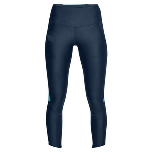 Leggings Capri 7/4 sur mesure pour femme, taille haute, imprimés, en Spandex/Polyester, doux, élastiques, amincissants et effet ventre plat - Product Image 3