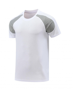 เสื้อยืดแขนสั้นผู้ชายสีดำ ทรงสปอร์ต คอโอ แห้งเร็ว ผ้าถัก ทรงปกติ สีพื้น ผ้าฝ้าย 100% ป้องกันรอยยับ - Product Image 3
