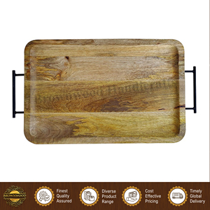 Fabricant leader de plateaux de service en bois de manguier massif de haute qualité, design moderne, sculptés à la main, avec poignée en métal, vente en gros - Product Image 5