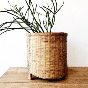 Porte-pot de fleurs en bambou fait main avec support en bois pour la décoration du salon - Product Image 1
