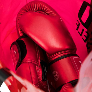 Guantes de Boxeo de Cuero de Primera Calidad Fairtex con Acolchado Extra para Máxima Comodidad y Seguridad, Hechos a Mano por Colfax Sports - Product Image 5