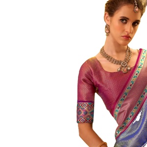 Sari étnico de seda sofisticado con patrón floral vibrante Declaración de tejido suave para pañuelos Combinación impresionante - Product Image 1